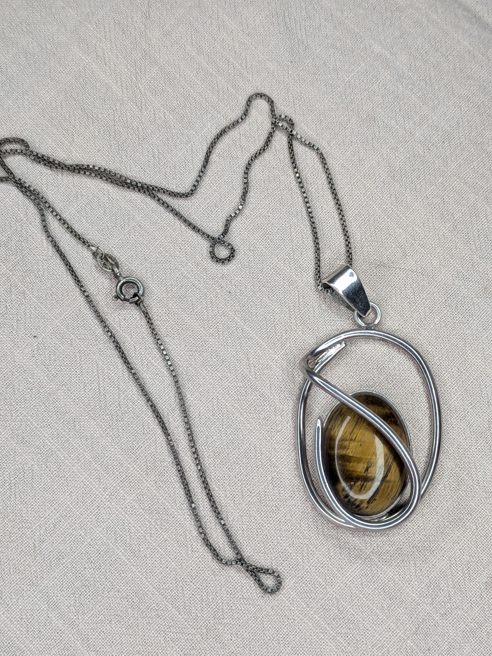 925 Sterling Silver Tiger's Eye Pendant Necklace